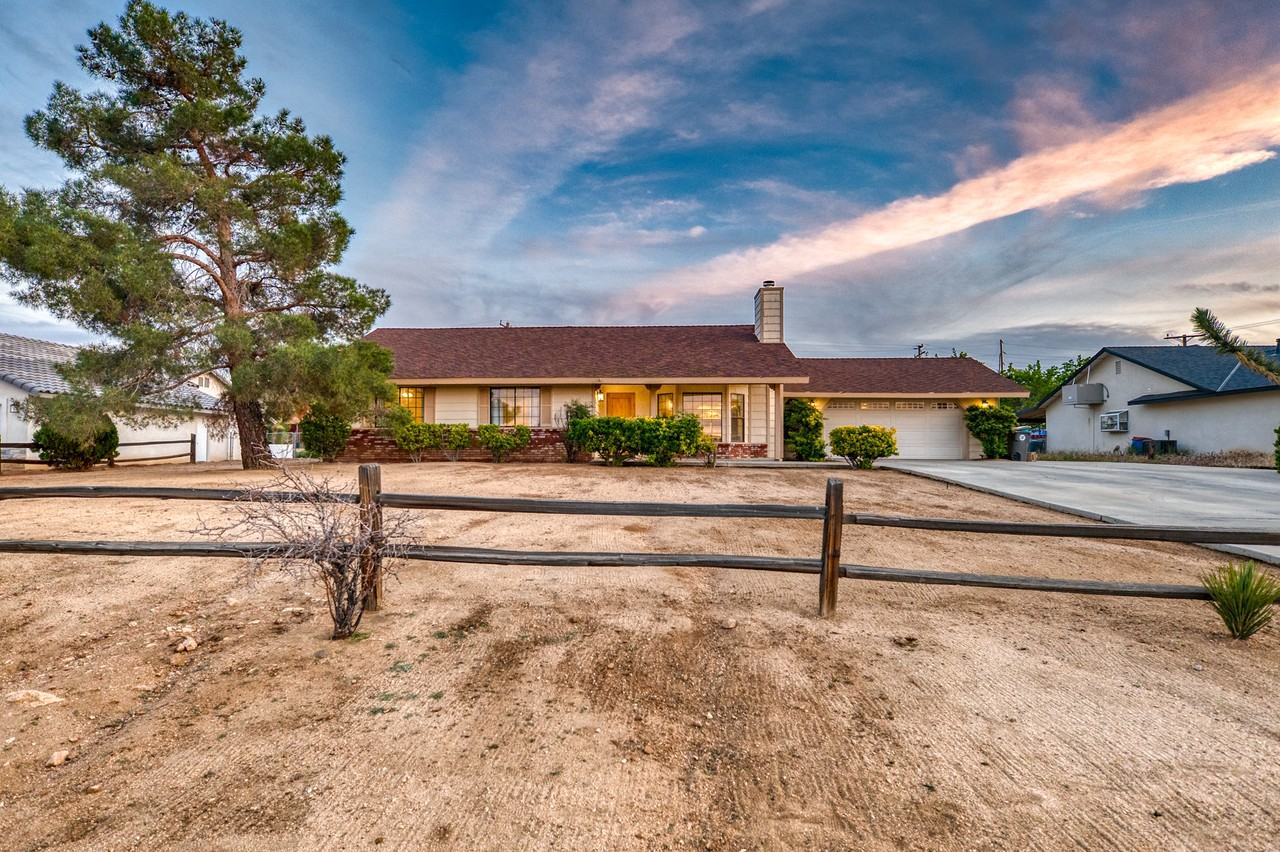 57731 San Tropeze Dr #1 - Photo 4 of 50