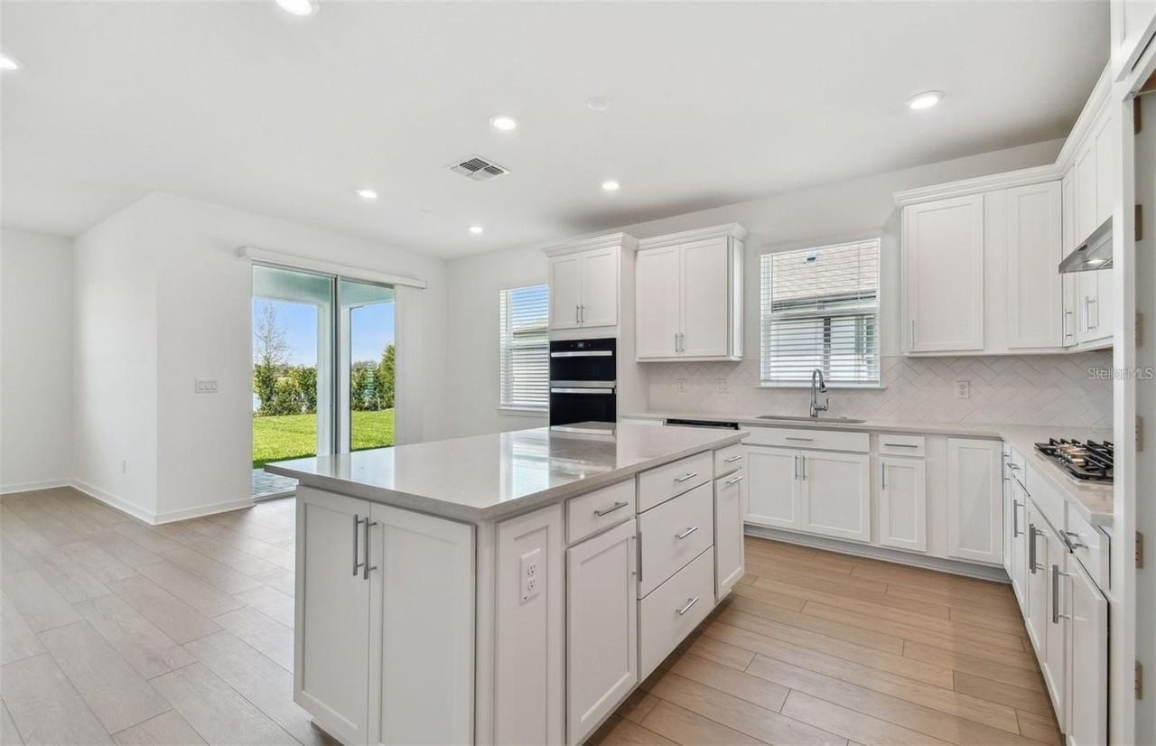 6741 Michael Favor Way - Photo 3 of 23