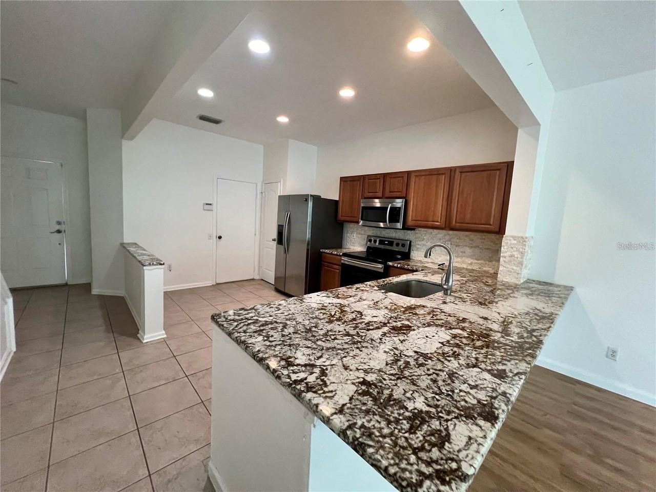 26543 Castleview Way - Photo 7 of 30