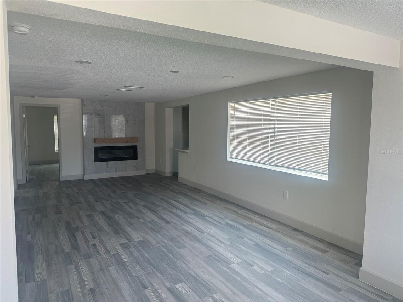 1149 La Salle St - Photo 7 of 16
