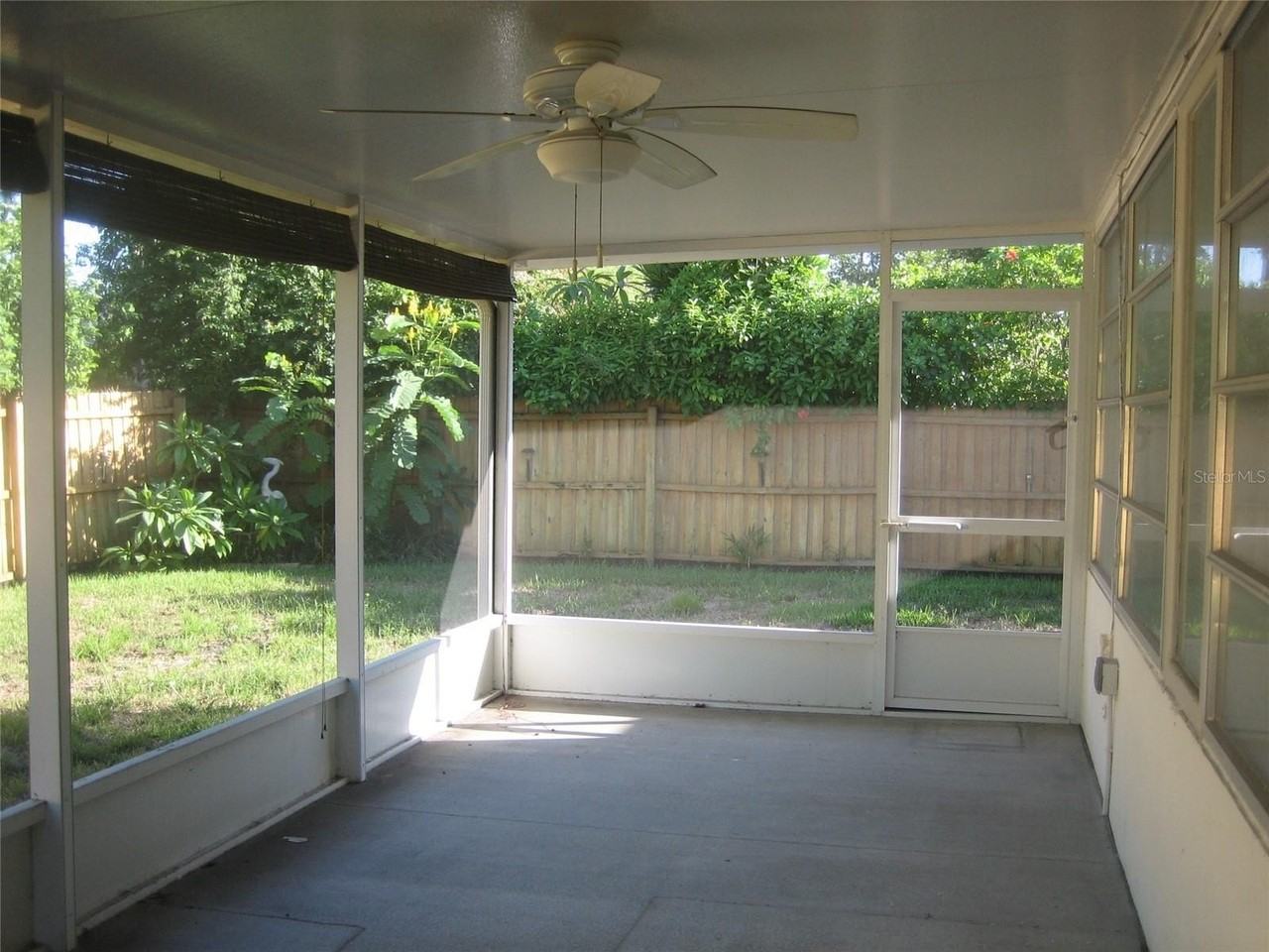 2245 Cedar Dr - Photo 4 of 20