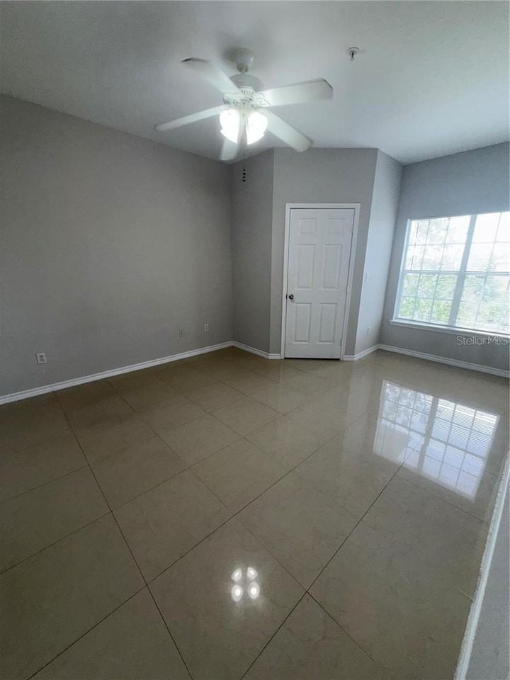 4304 Bayside Village Dr #303 - Photo 5 of 19