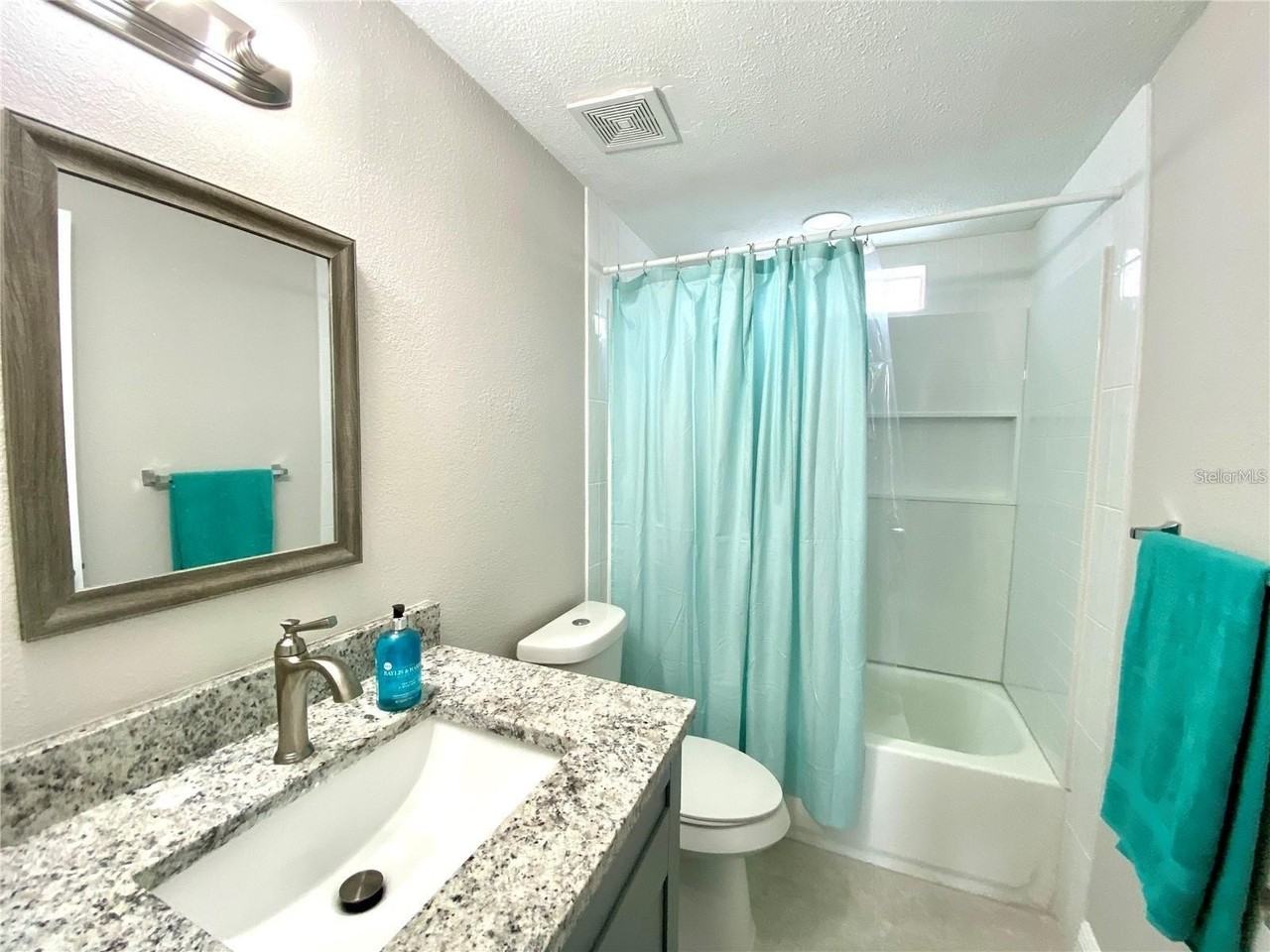 8726 Mayflower Rd - Photo 3 of 7