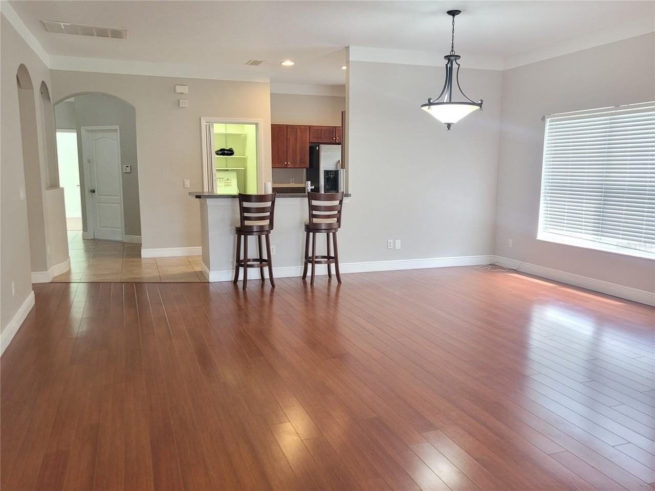 20722 Great Laurel Ave - Photo 7 of 39