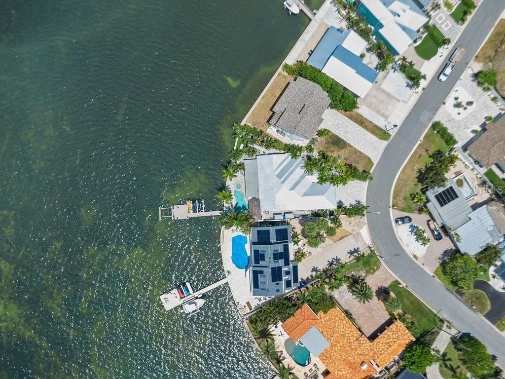 980 Boca Ciega Isle Dr - Photo 2 of 42