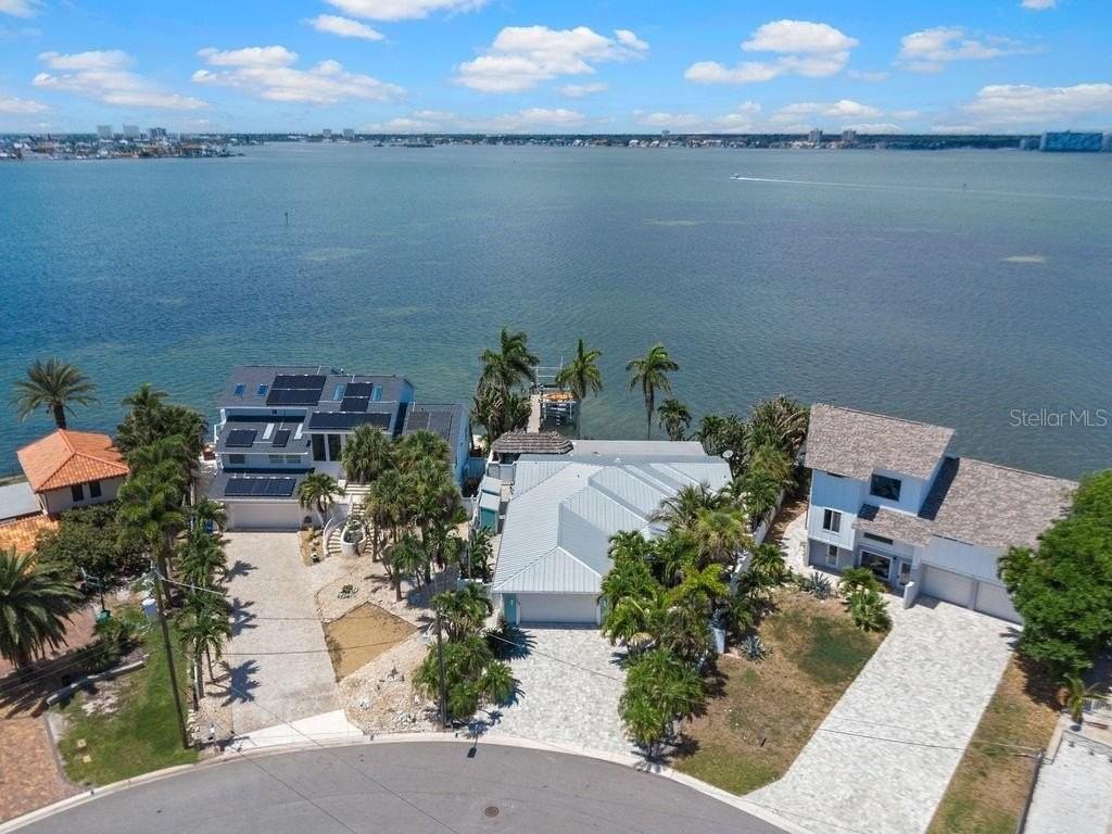 980 Boca Ciega Isle Dr - Photo 3 of 42