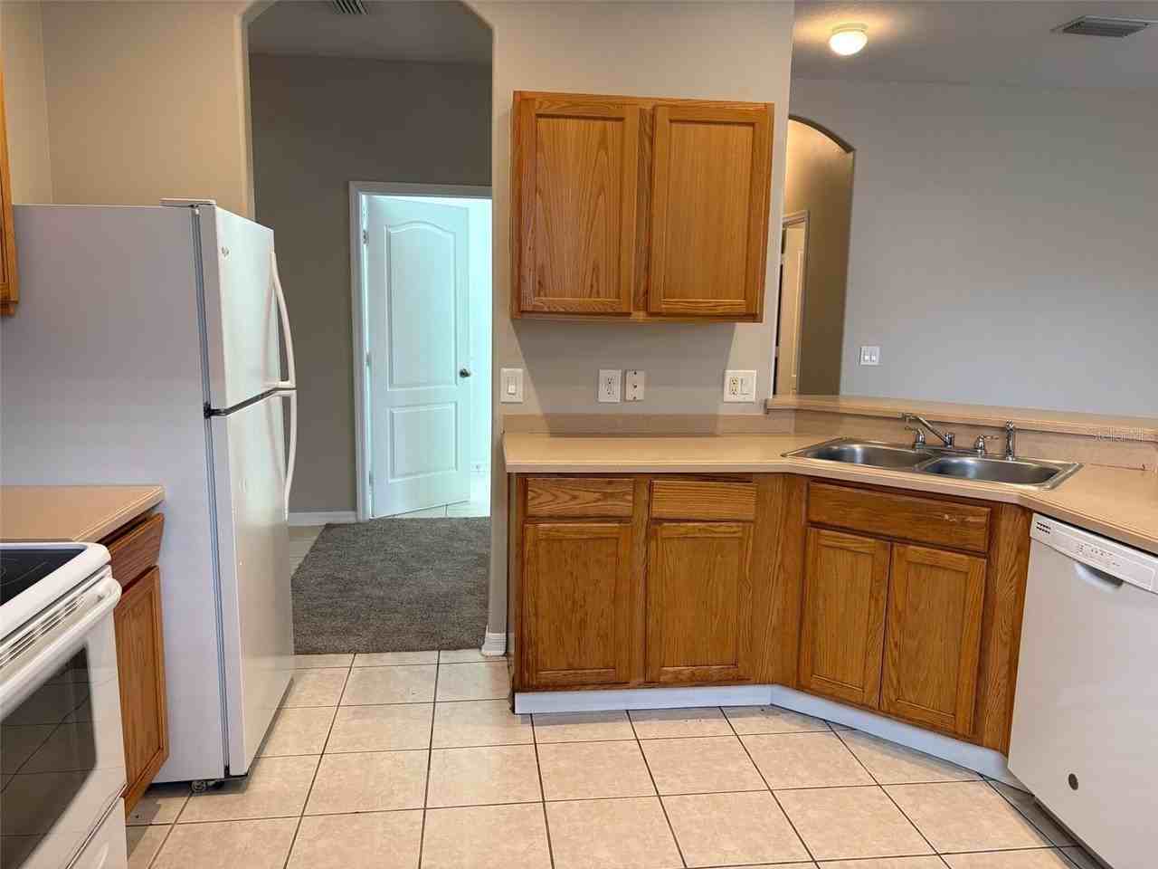 3922 Washburn Pl - Photo 7 of 40