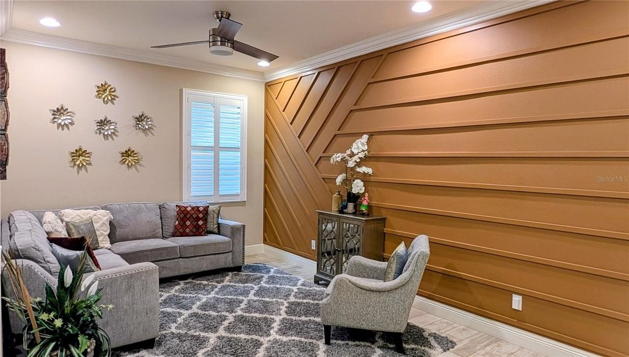 2468 Whittler Br - Photo 5 of 26