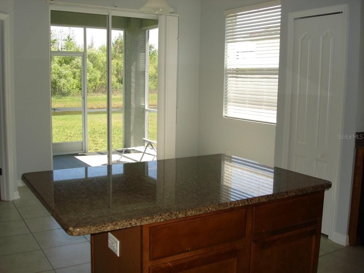 9630 Baton Rouge Ln - Photo 5 of 21