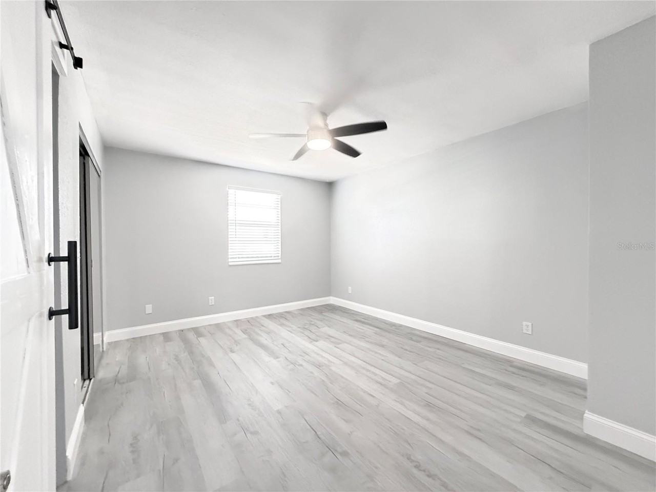 1231 Illinois Ave #1 - Photo 6 of 20