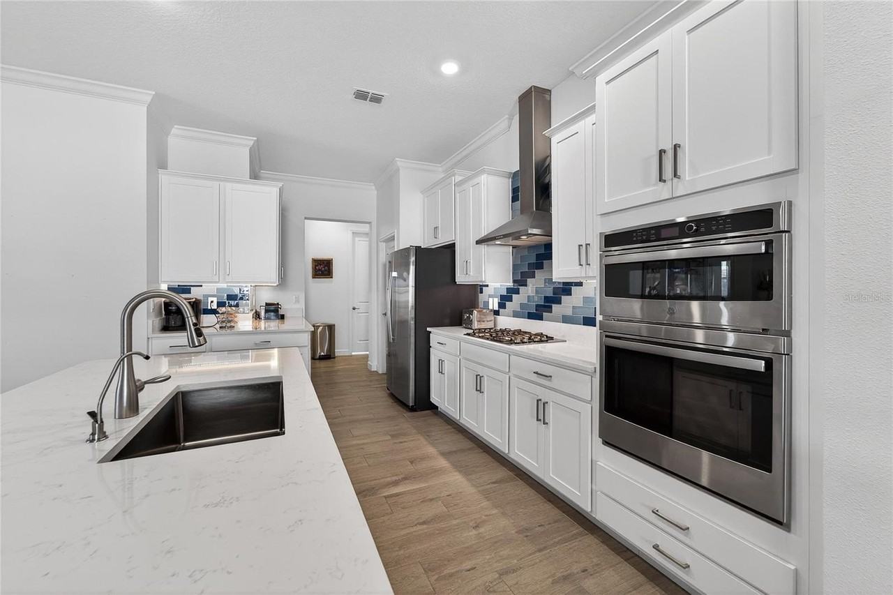 17216 Scuba Crest St - Photo 6 of 50