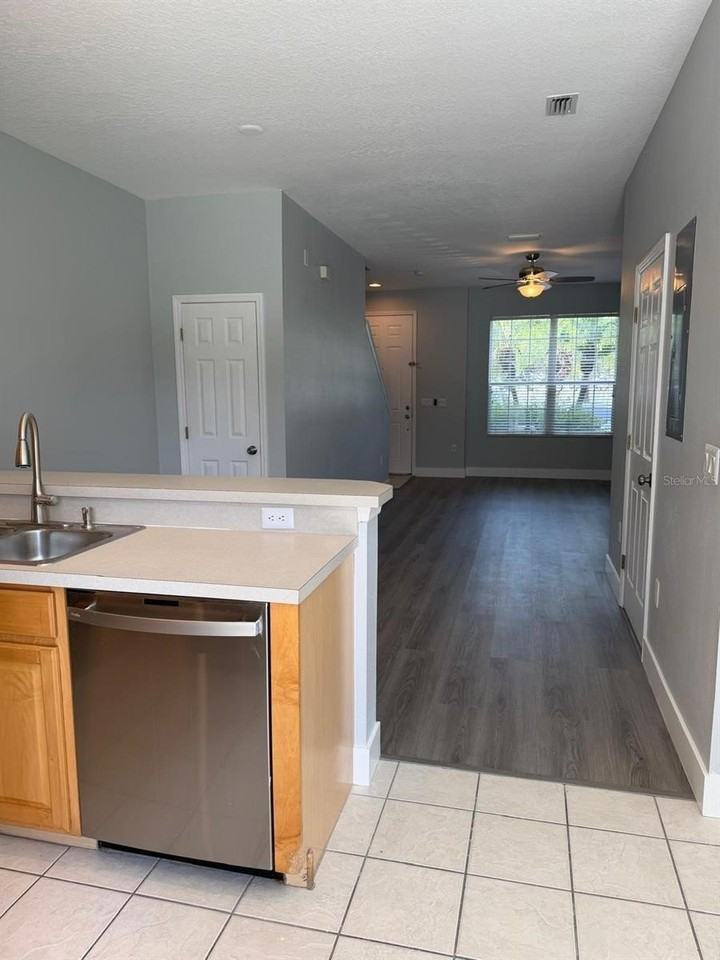 11503 Declaration Dr - Photo 4 of 21