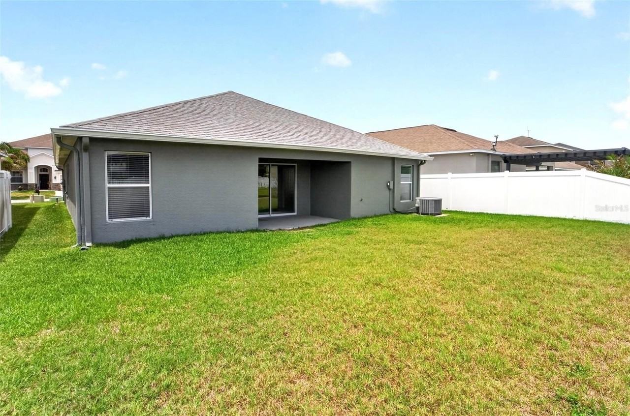 13128 Royal Pines Ave - Photo 3 of 49