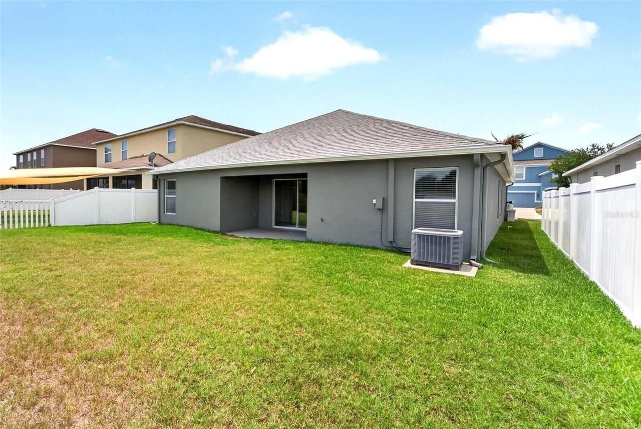 13128 Royal Pines Ave - Photo 4 of 49