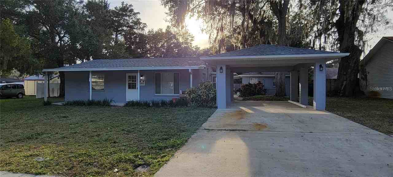 340 Tropical Ln - Photo 2 of 16