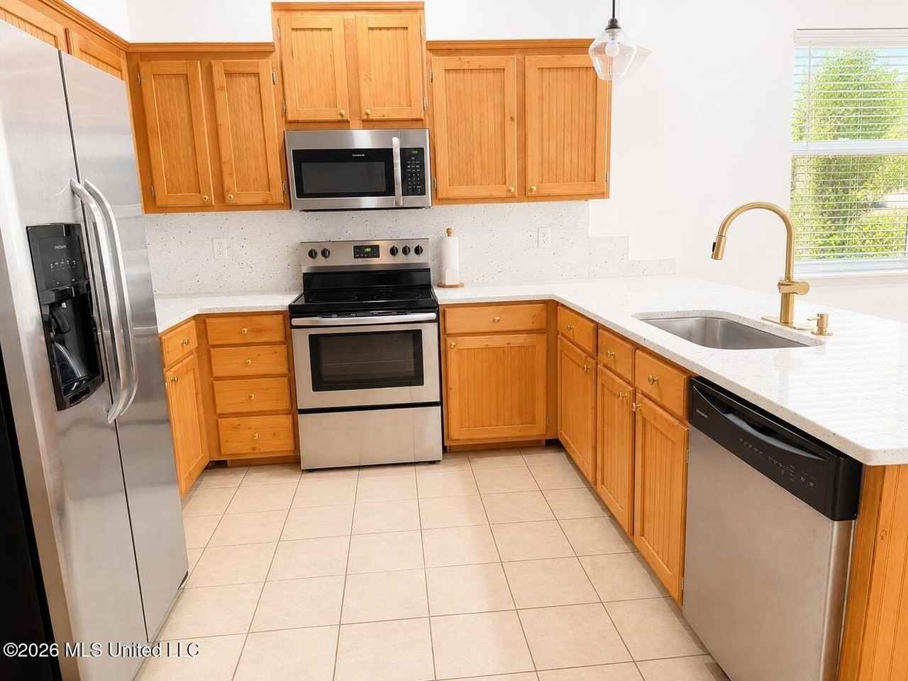 309 Seal Ave - Photo 3 of 12