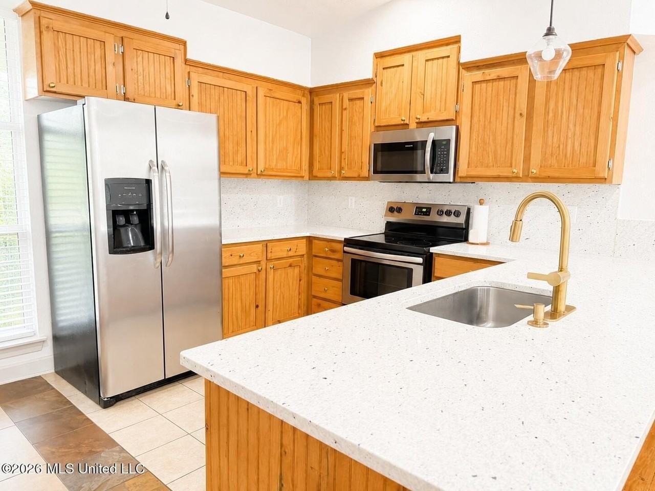 309 Seal Ave - Photo 4 of 12