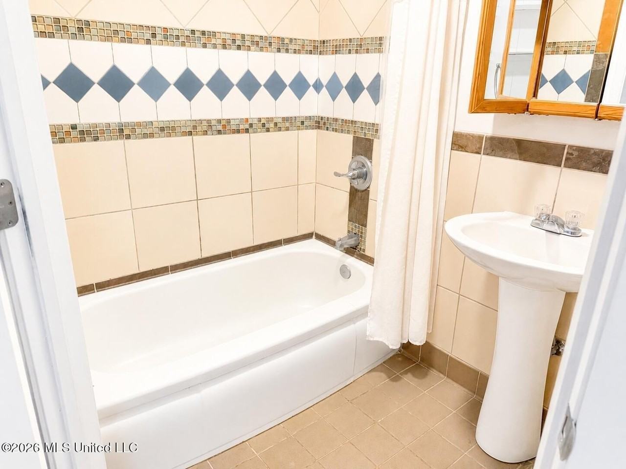 309 Seal Ave - Photo 7 of 12