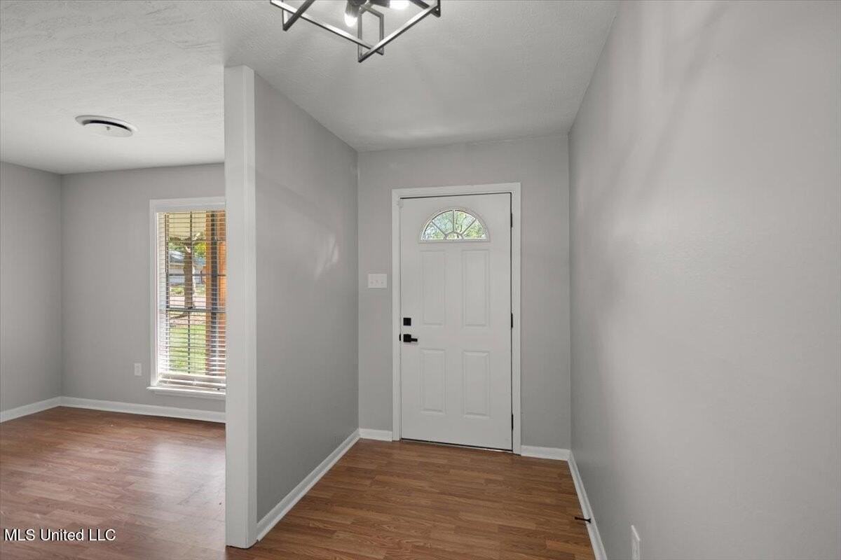 36 Pebble Hill Dr - Photo 2 of 31