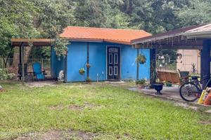 featured image of 623 W Old Pass Rd