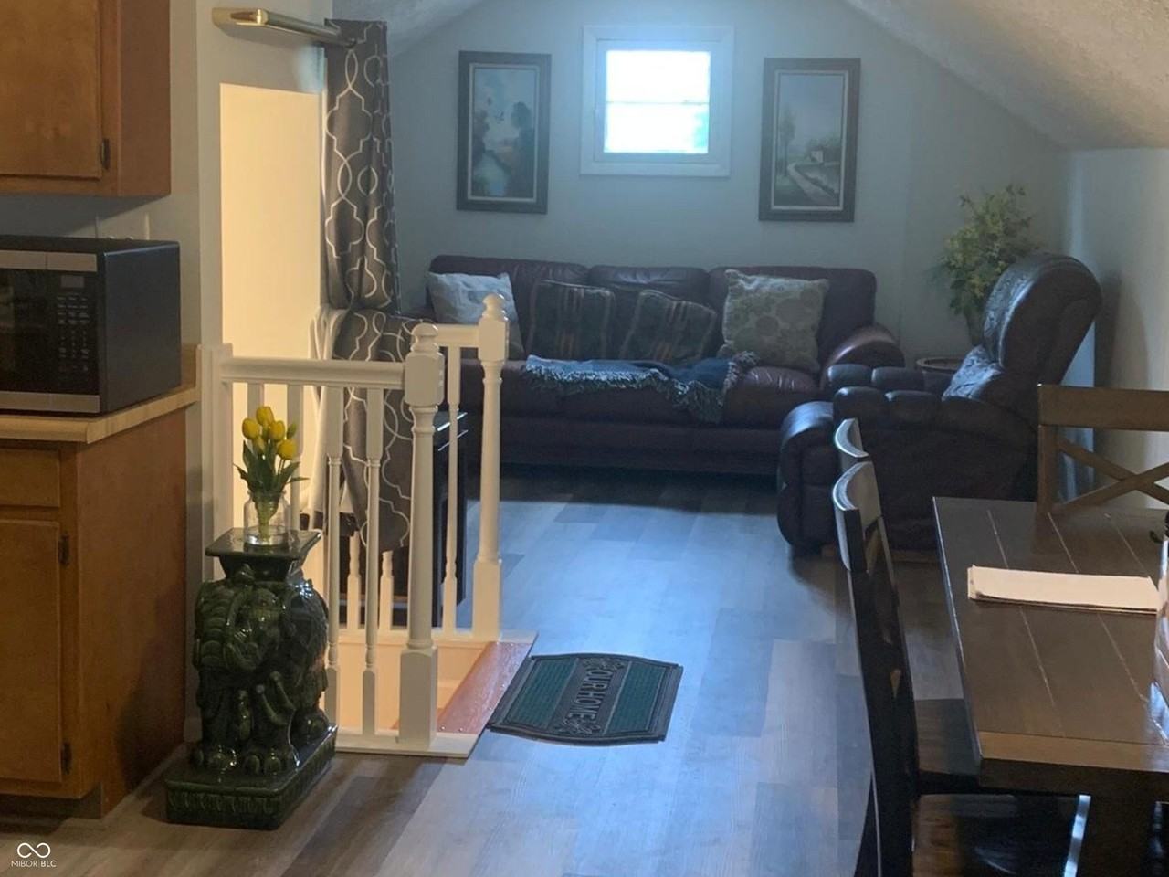 851 N Madison Ave - Photo 7 of 15
