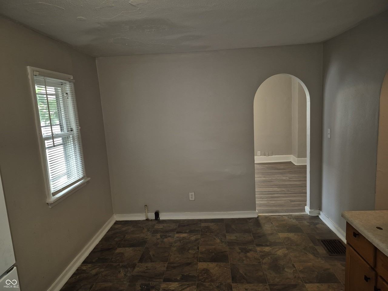 2908 E 17th St - Photo 7 of 22