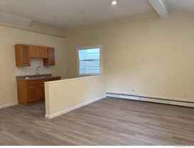 5485 Expressway Dr N - Photo 1 of 1