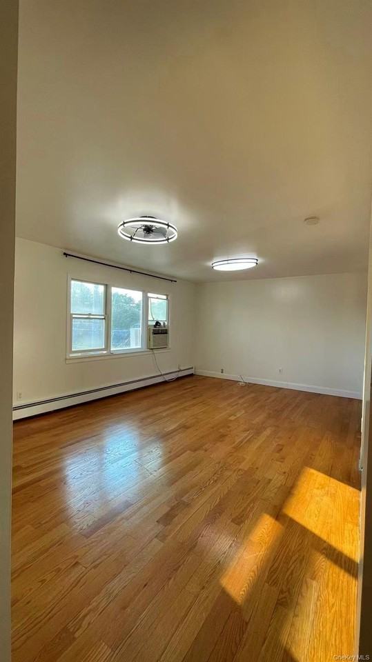133 Railroad Ave #2ndFL - Photo 2 of 9