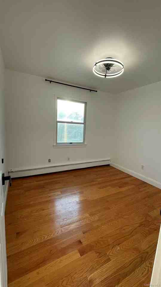 133 Railroad Ave #2ndFL - Photo 6 of 9