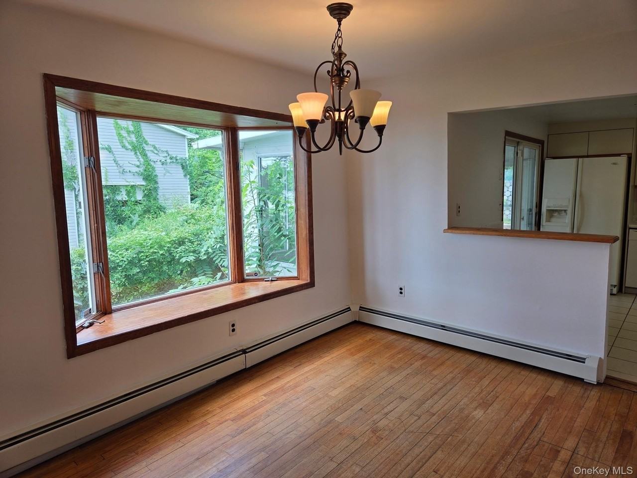 59 Beach Rd - Photo 5 of 34
