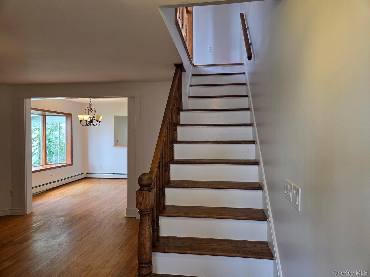 59 Beach Rd - Photo 7 of 34
