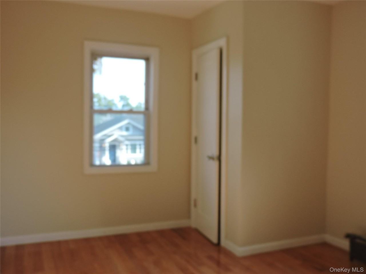 47 Hillside Ave - Photo 4 of 10