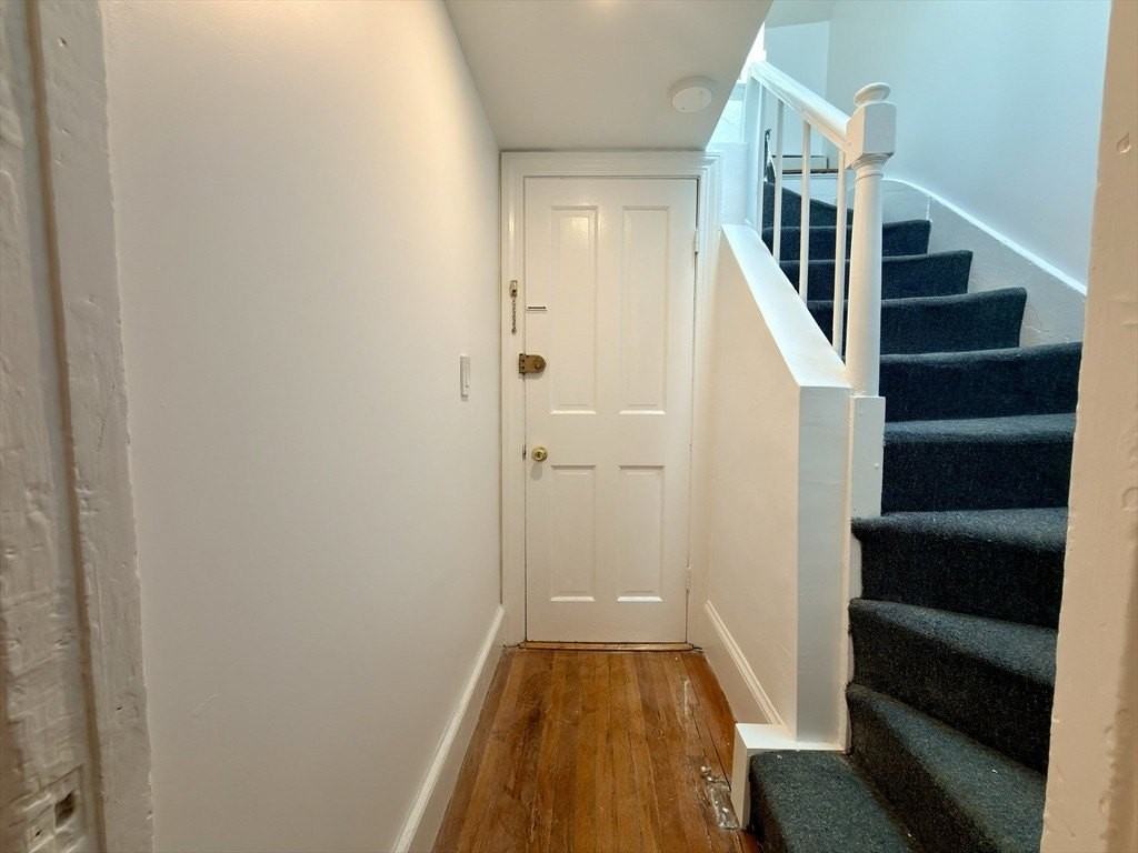 44 Melrose St #4 - Photo 3 of 29