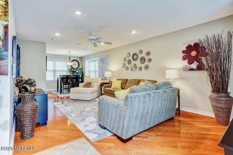 66 Secretariat Ct - Photo 3 of 25
