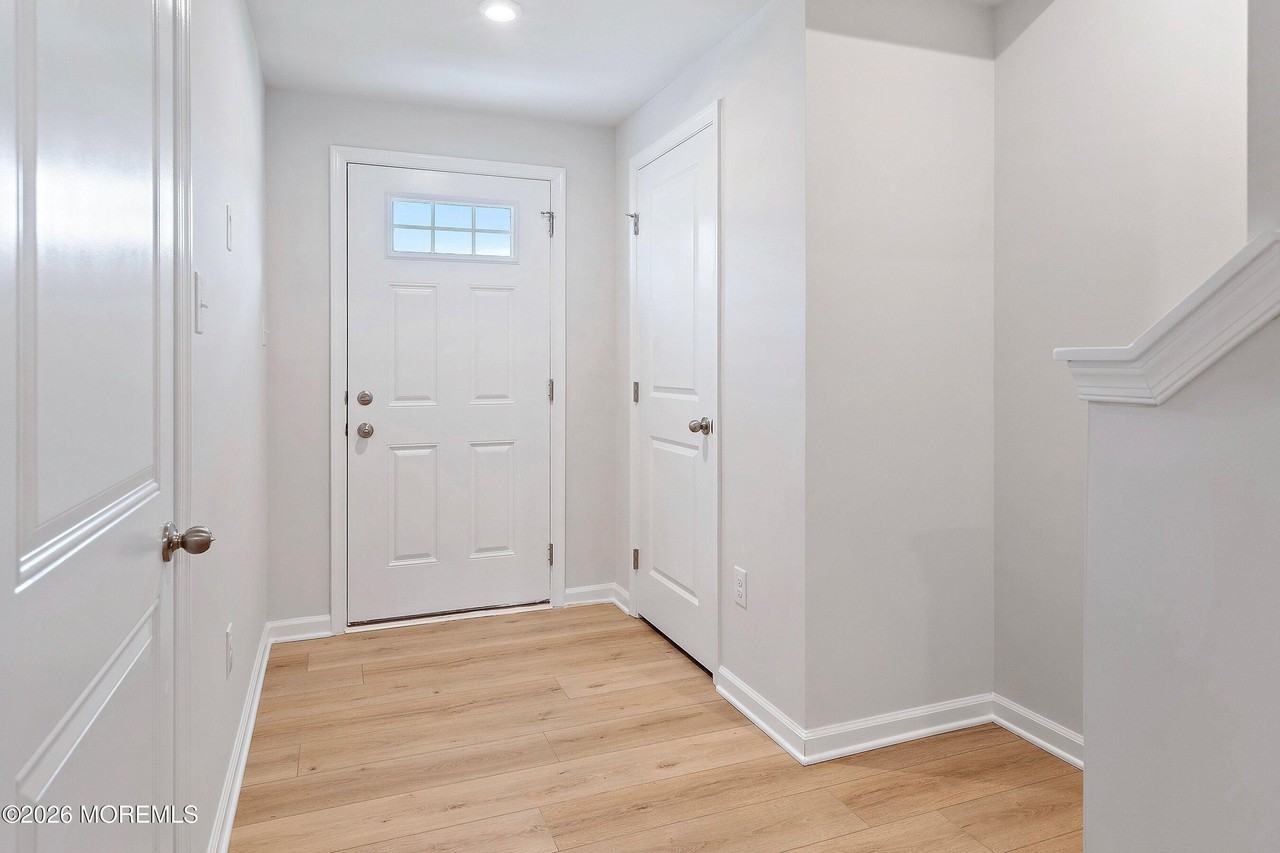 602 Cyprus Ct #602 - Photo 2 of 19
