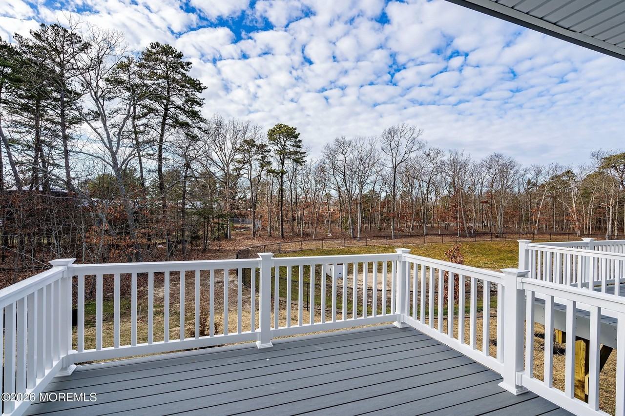 602 Cyprus Ct #602 - Photo 7 of 19