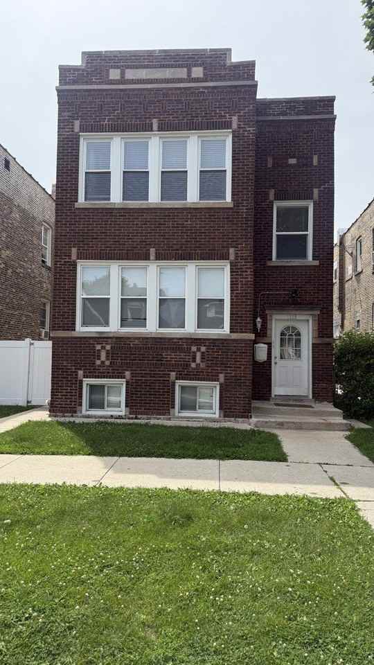 1220 S 59th Ct #1