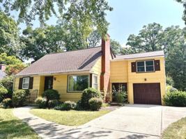 featured image of 4633 Oakwood Ave