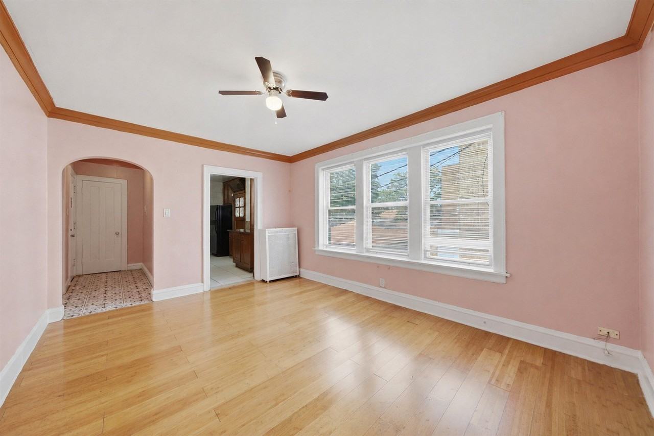 6316 N Artesian Ave #102 - Photo 3 of 19