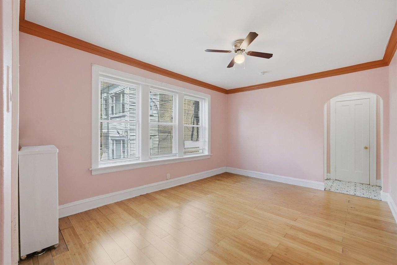 6316 N Artesian Ave #102 - Photo 6 of 19