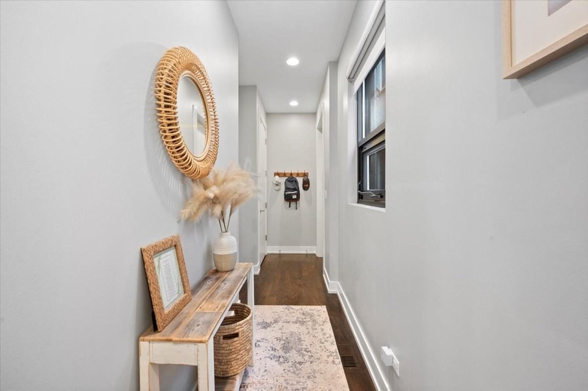 1349 N Leavitt St #1B - Photo 3 of 25