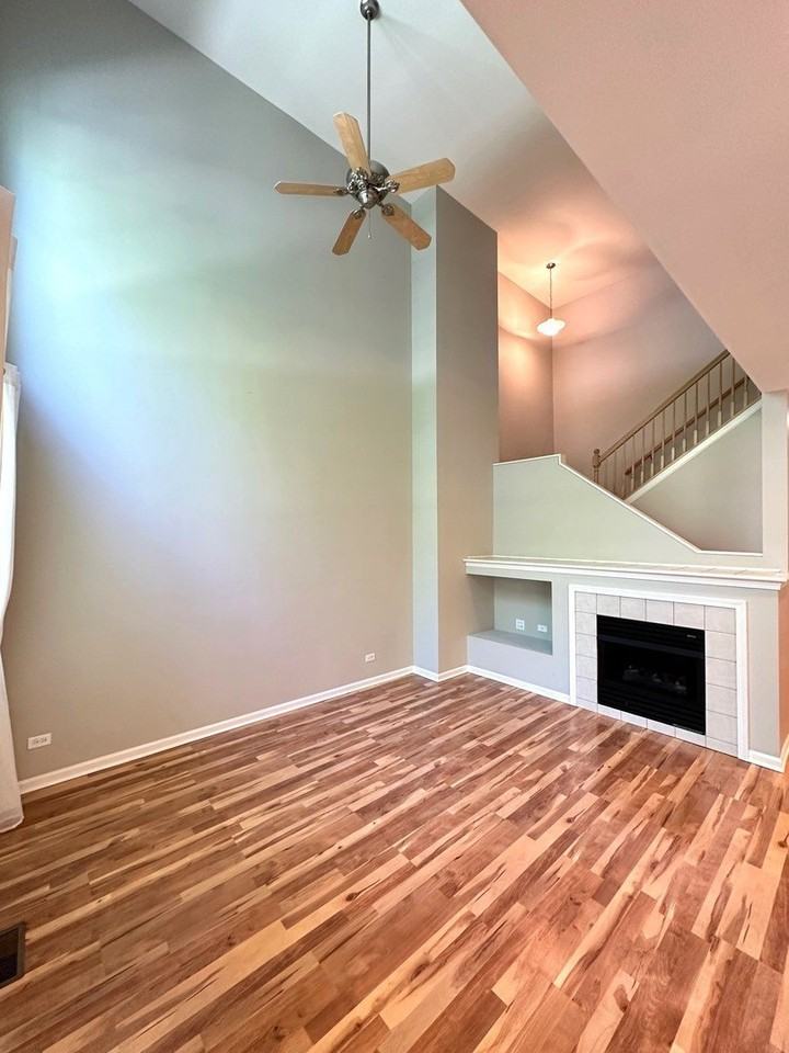 1282 Walnut Glen Dr - Photo 3 of 32