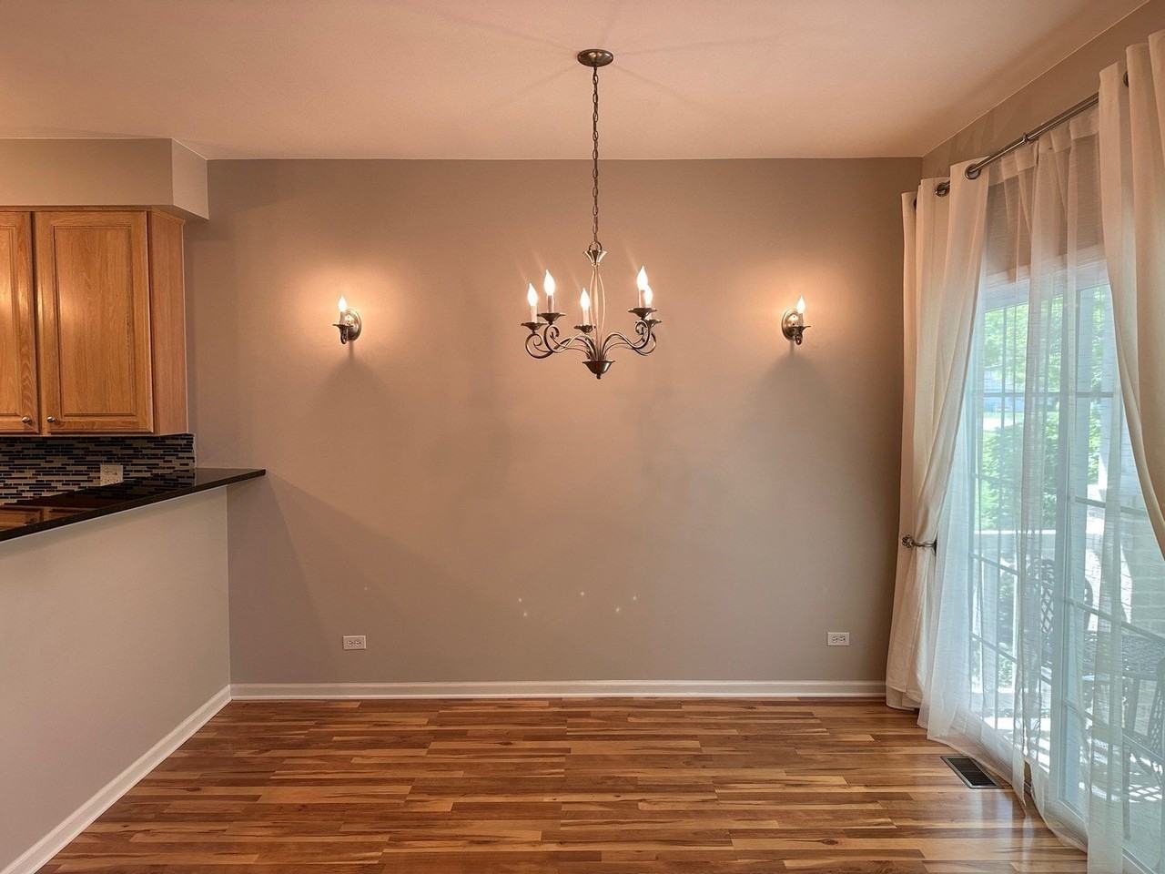 1282 Walnut Glen Dr - Photo 5 of 32