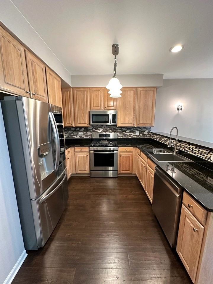 1282 Walnut Glen Dr - Photo 7 of 32