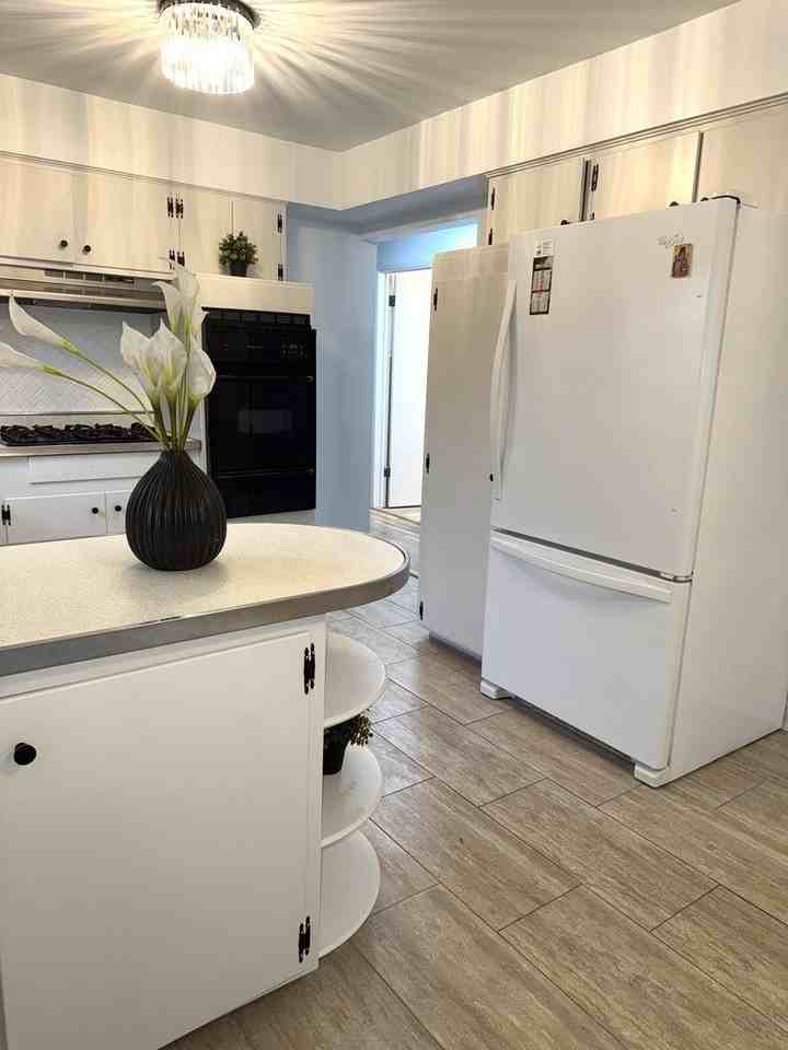 2308 Oakton St #1 - Photo 6 of 11