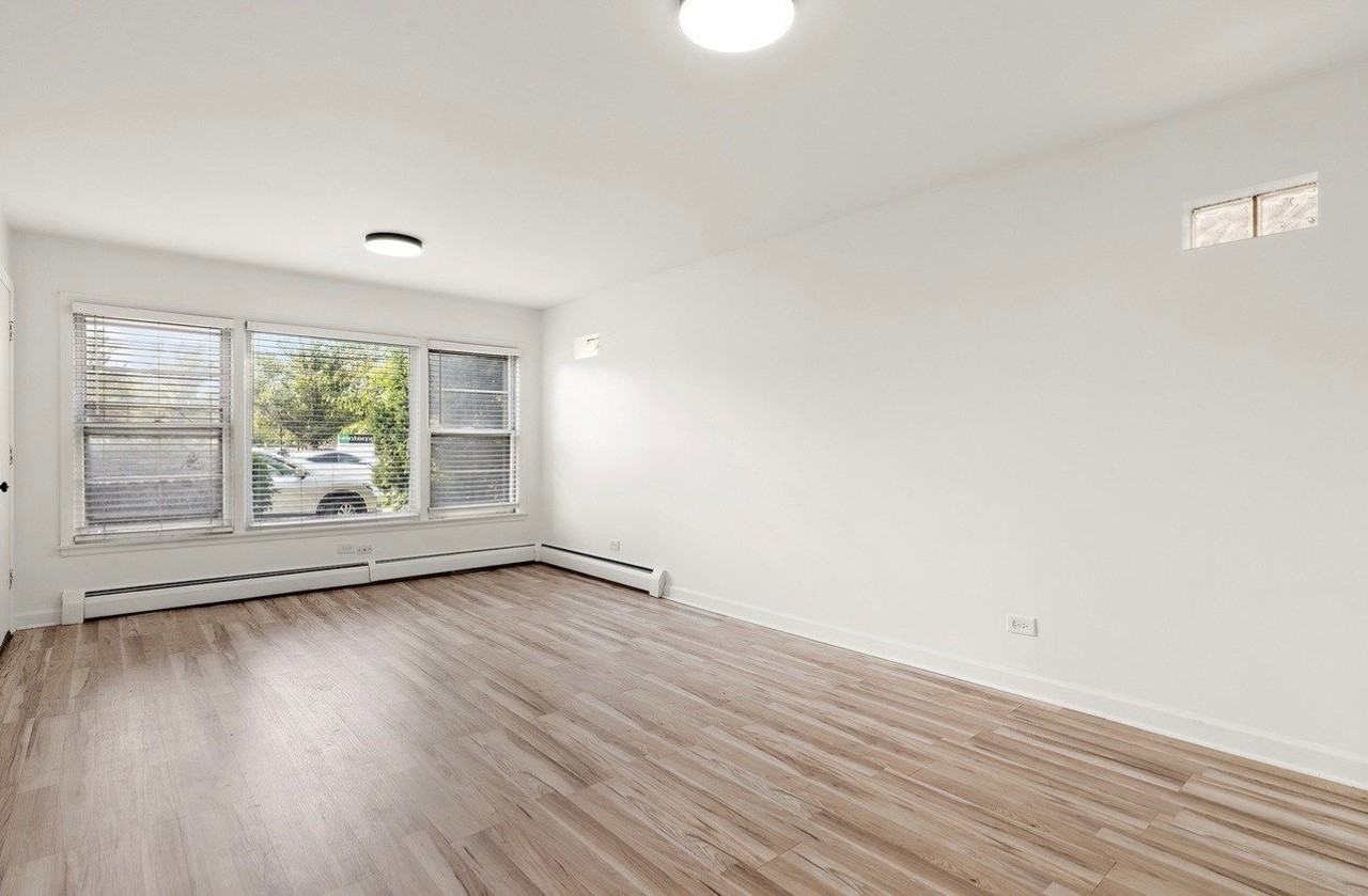 2308 Oakton St #1 - Photo 7 of 11