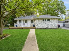 featured image of 29 S Ash St