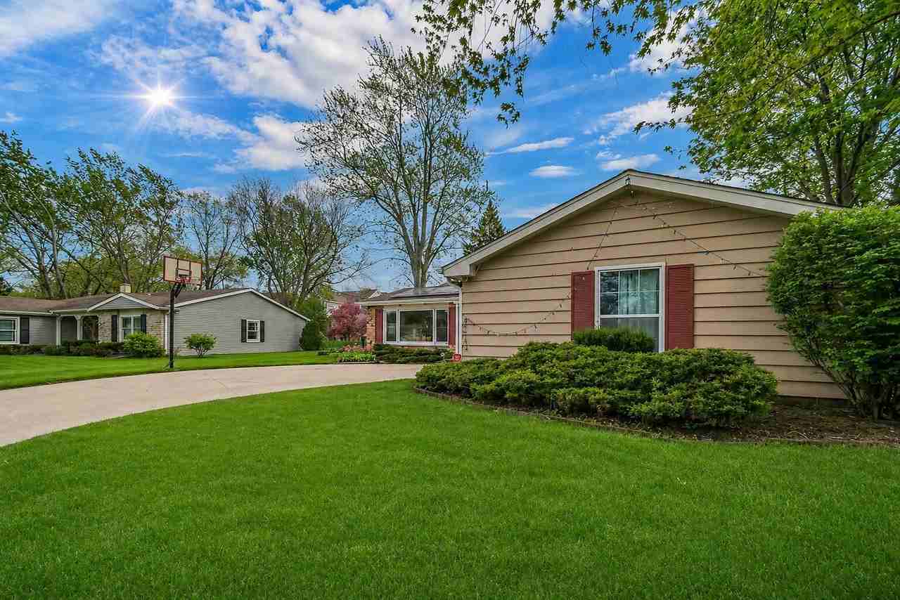 401 Greentree Pkwy - Photo 3 of 28