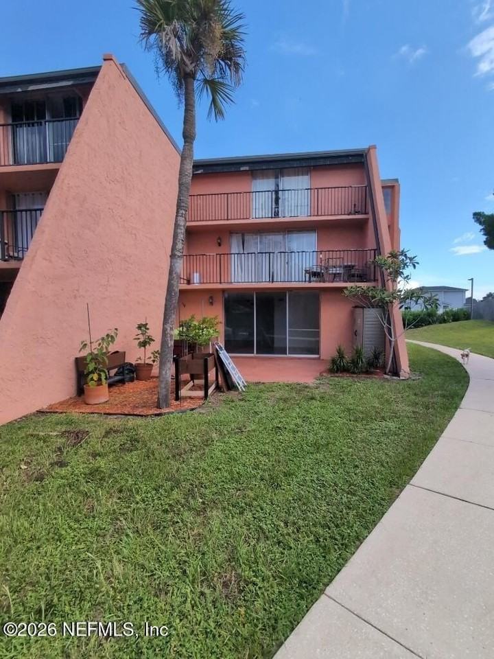 3401 Townsend Blvd #215
