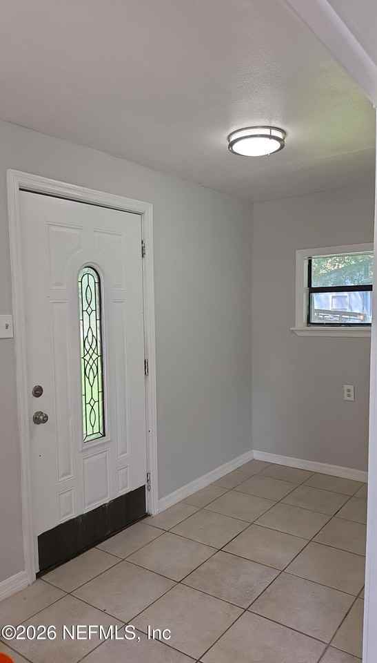 5441 Gable Ln - Photo 2 of 14